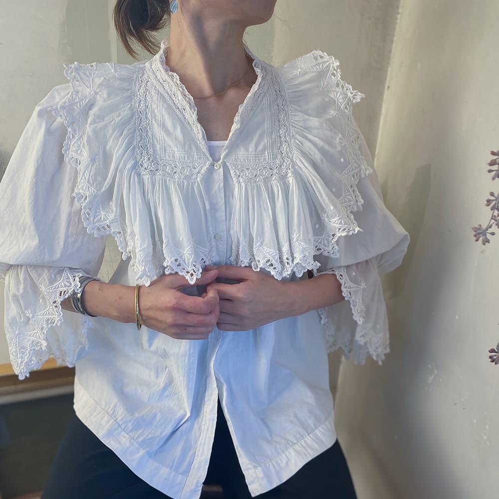 bolumelaceblouse