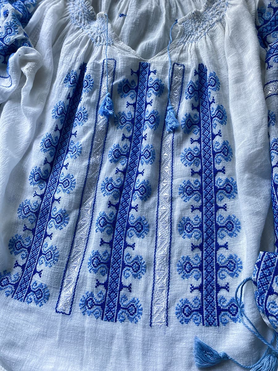 ヴィンテージルーマニア刺繍ブラウスantqueromanianembroideryblouse